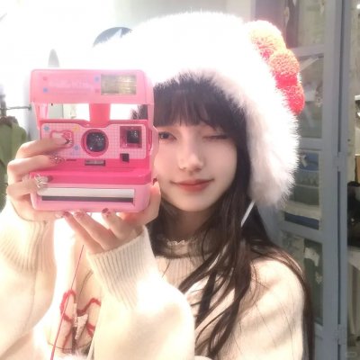 送她一朵小红花